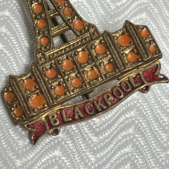 Vintage  blackpool tower souvenir pin - Picture 7 of 7